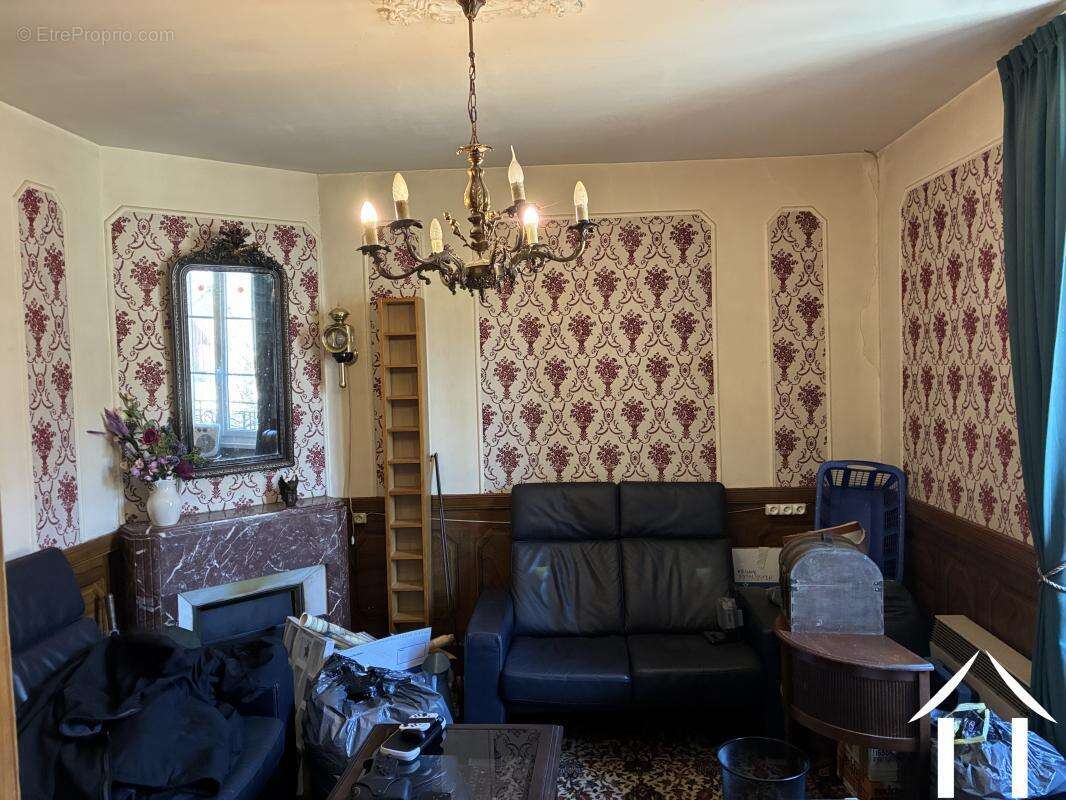 Maison à MONT-ET-MARRE