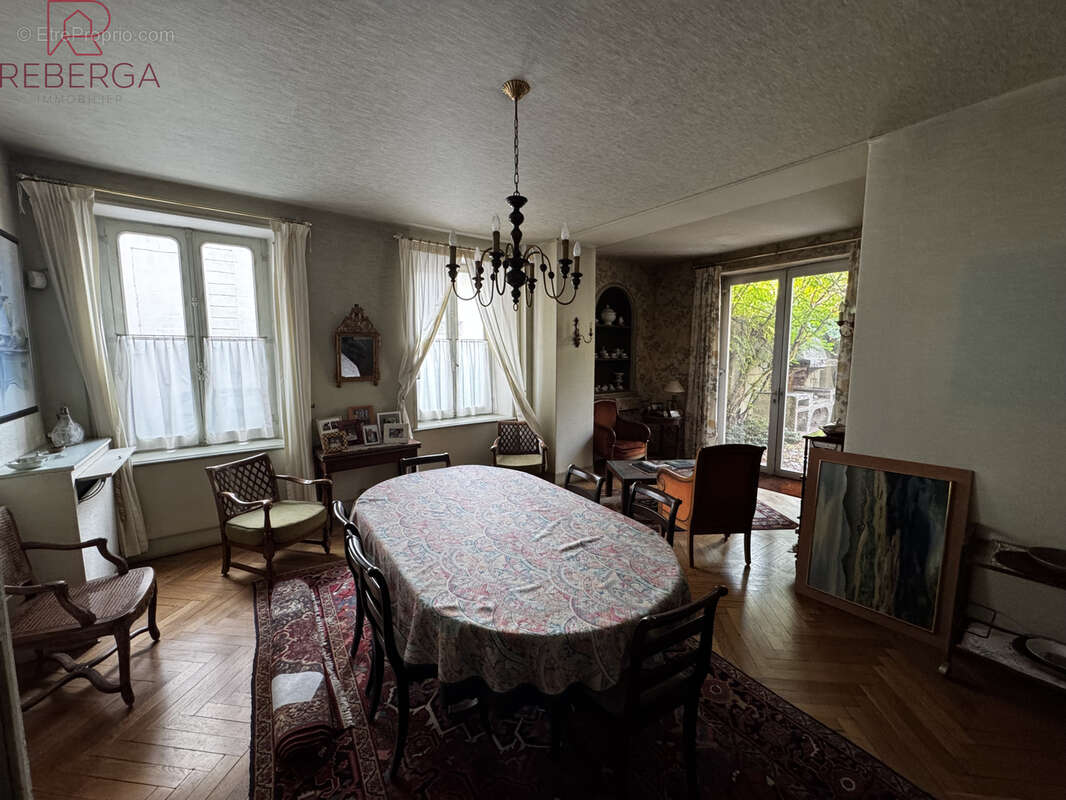 Maison 182 m² à Mazamet  - photo 5