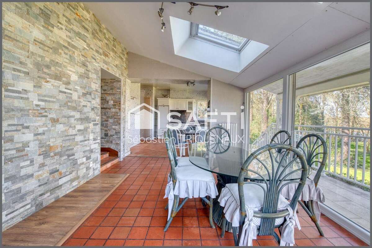 Photo 6 - Maison à MONTREUIL-JUIGNE