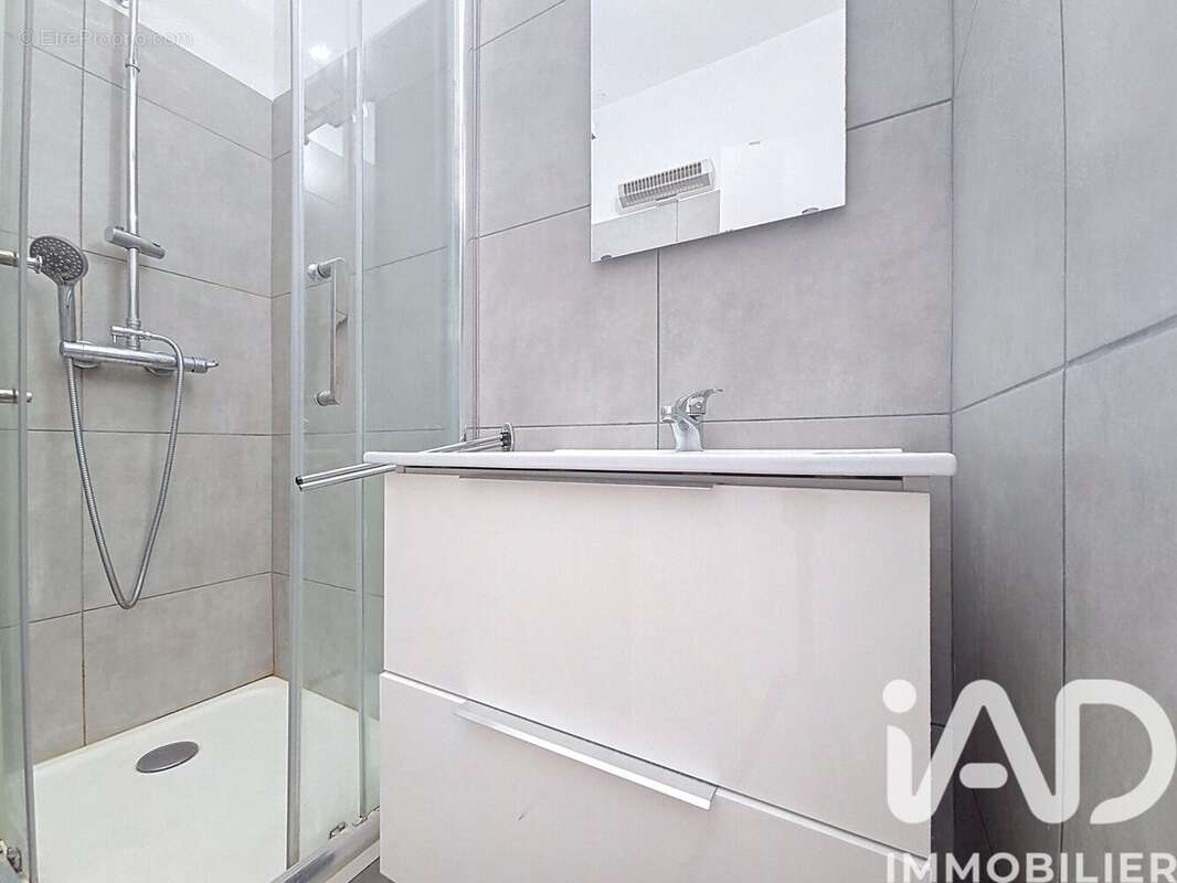 Photo 6 - Appartement à MARSEILLE-4E