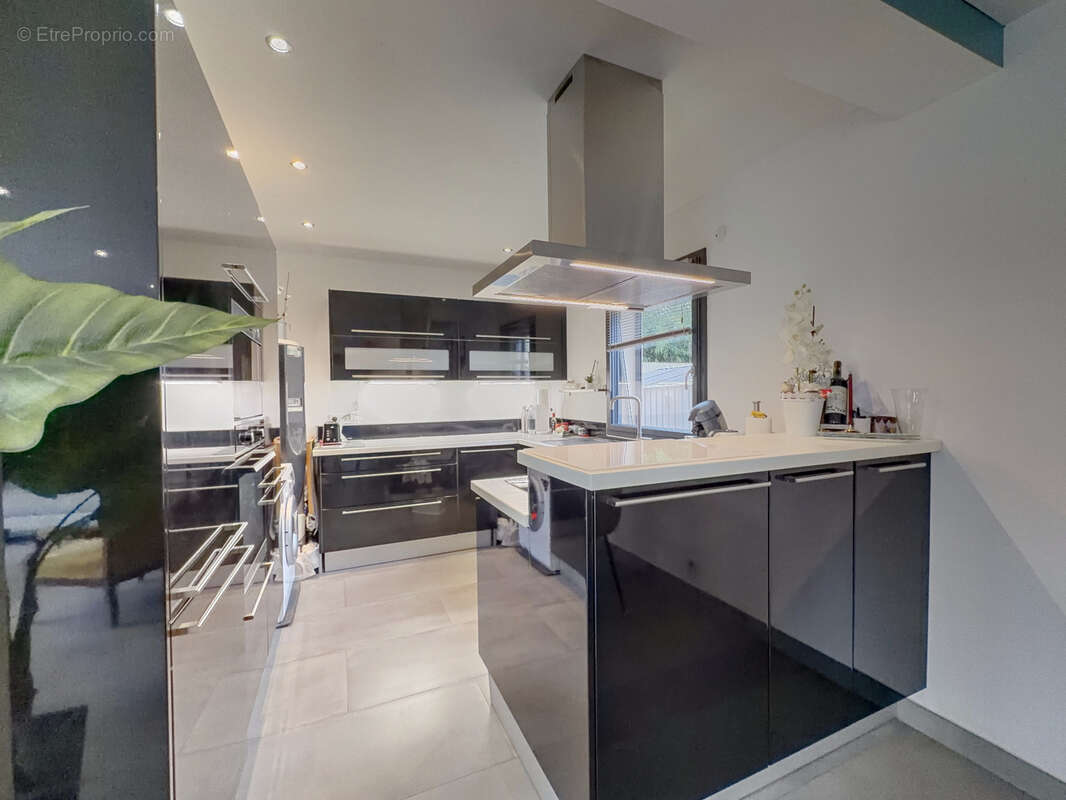 Maison à SIX-FOURS-LES-PLAGES