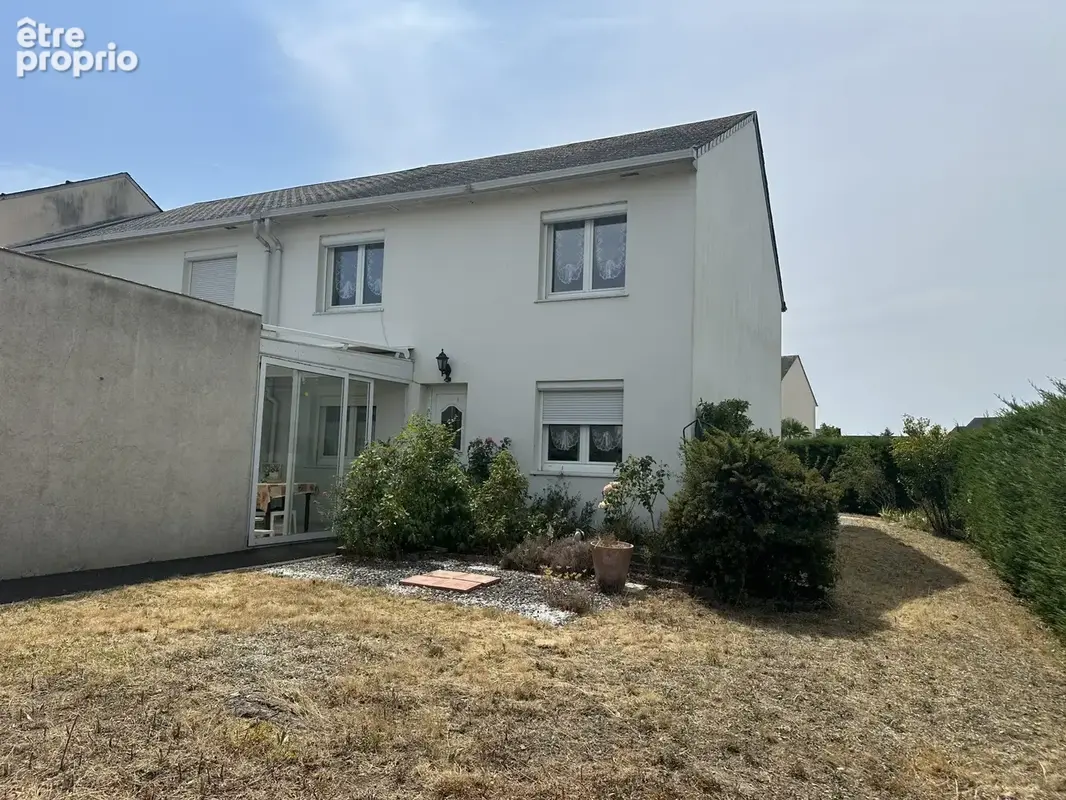 Maison à LUYNES