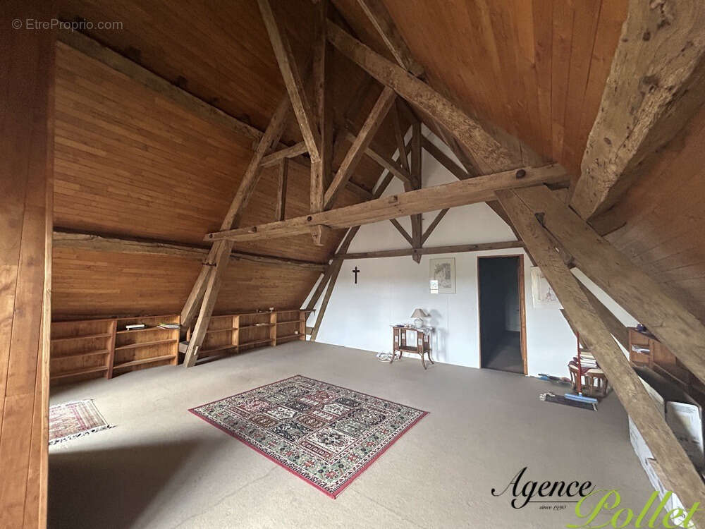 Maison à POILLY-LEZ-GIEN