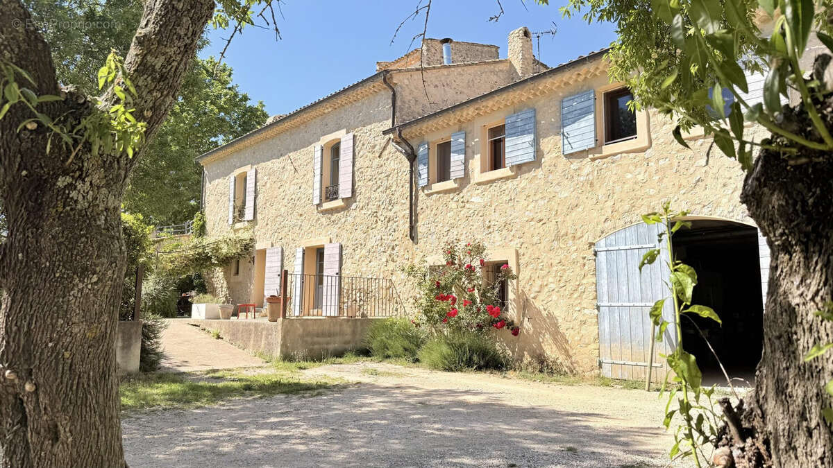 Maison à GREOUX-LES-BAINS