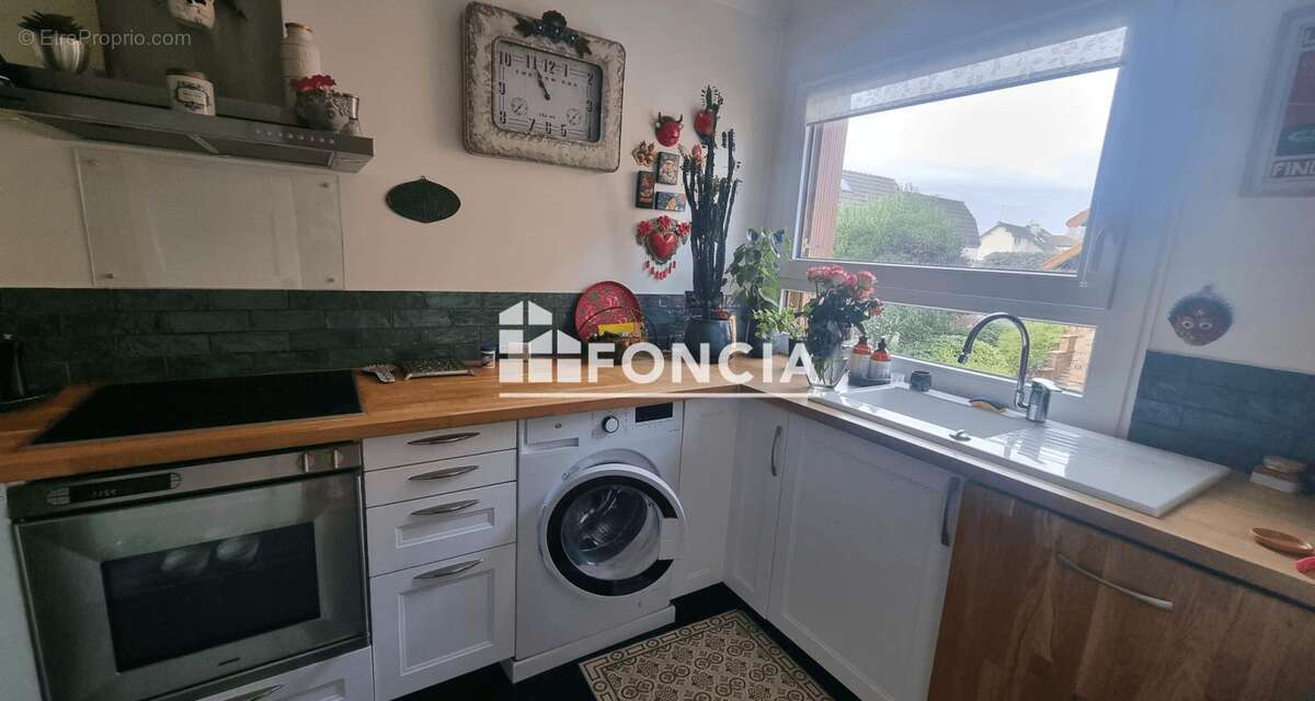 Appartement à BOURG-LA-REINE