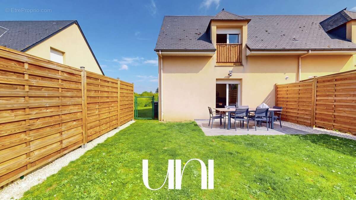 Appartement à SAINT-MARTIN-DE-FONTENAY