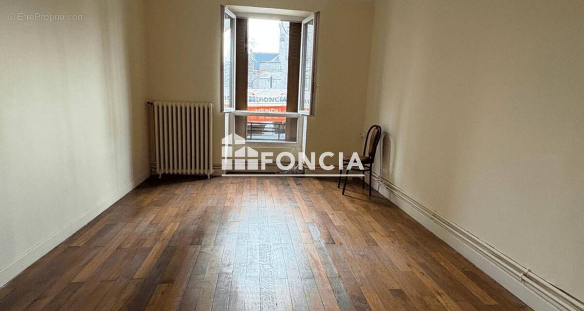 Appartement à AUBERVILLIERS