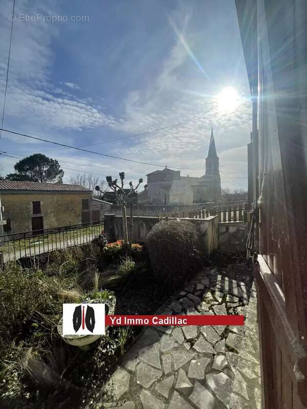 Maison à MONPRIMBLANC