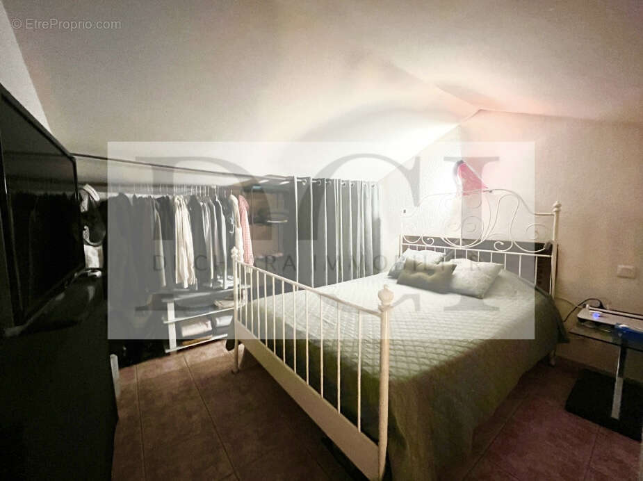 Appartement à ENSUES-LA-REDONNE