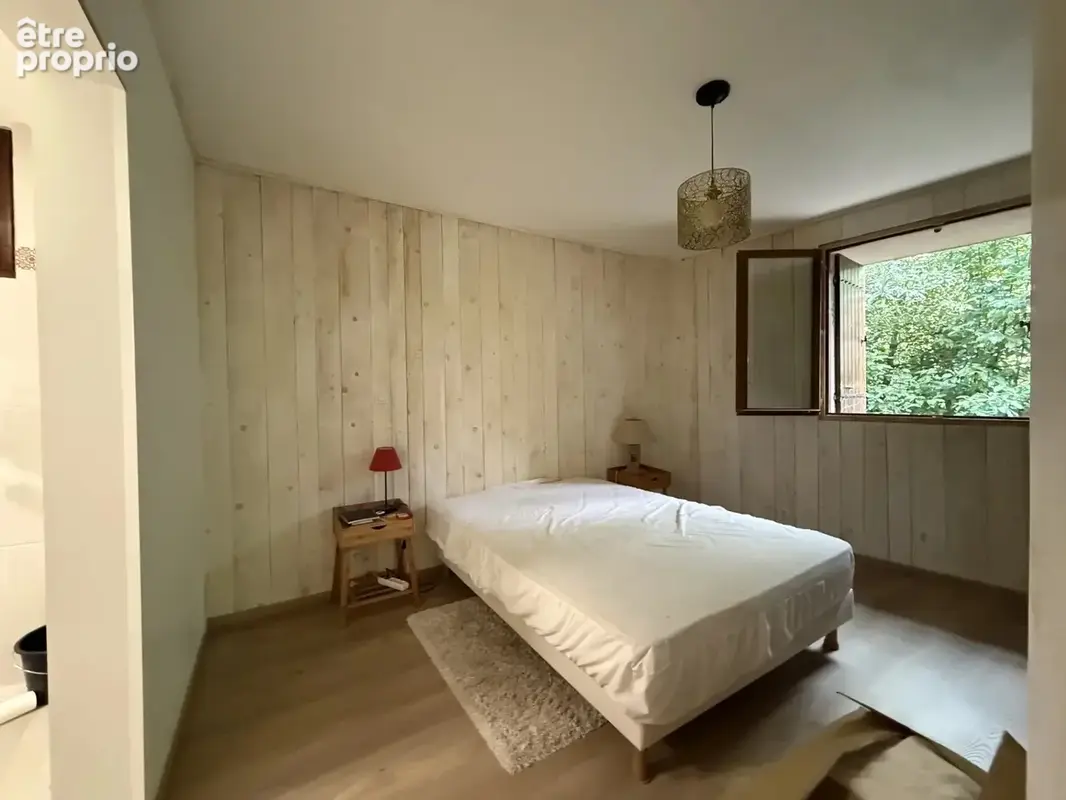 PIED PIED avec 4600m² Terrain bien arboré - photo 7