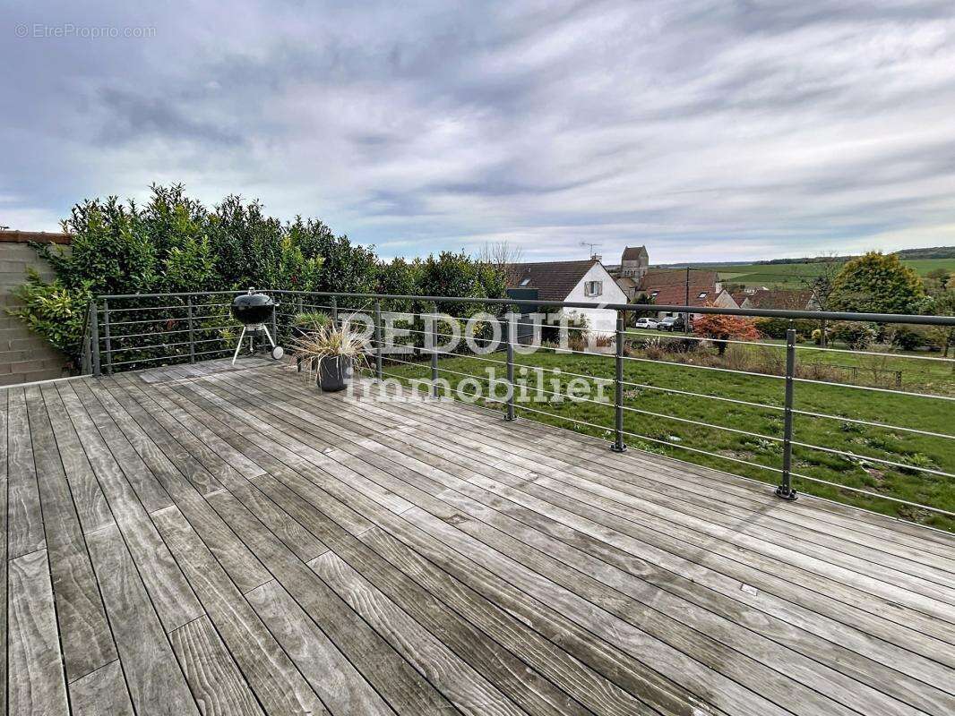 Maison à VILLE-EN-TARDENOIS