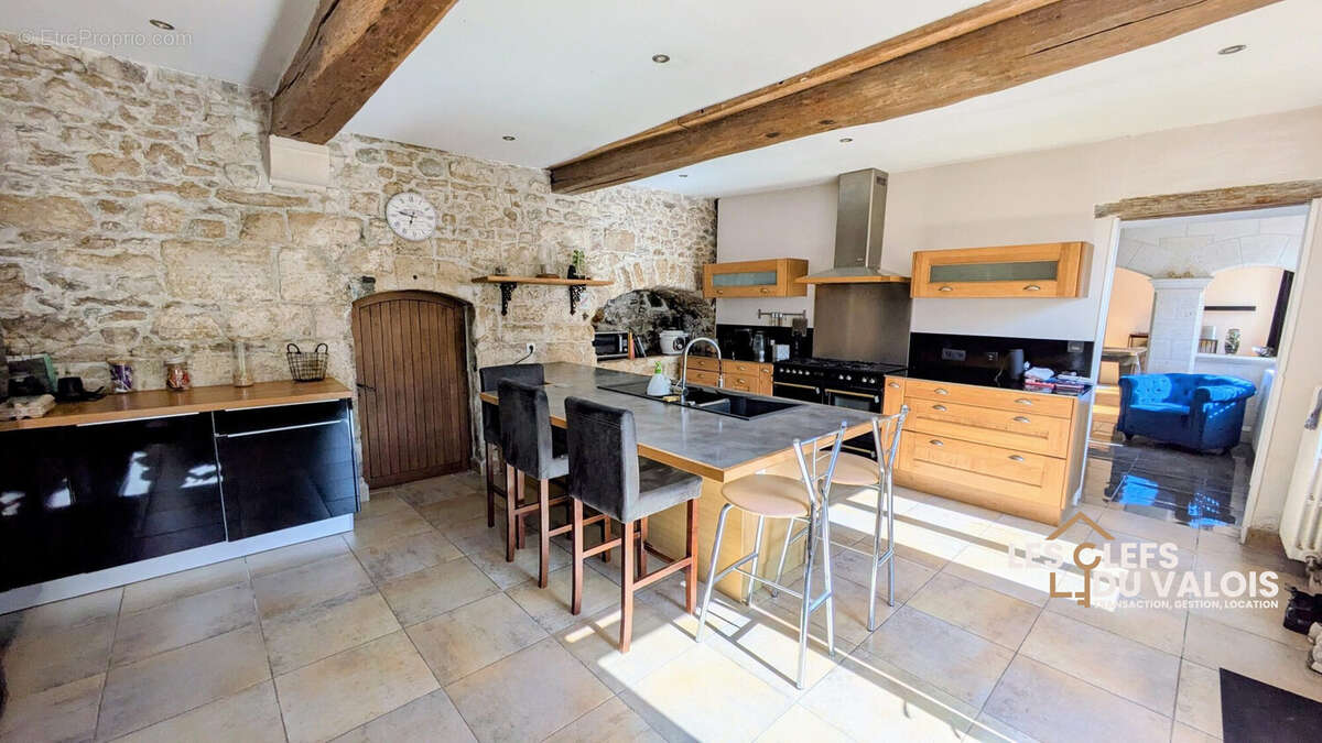 Maison à CREPY-EN-VALOIS