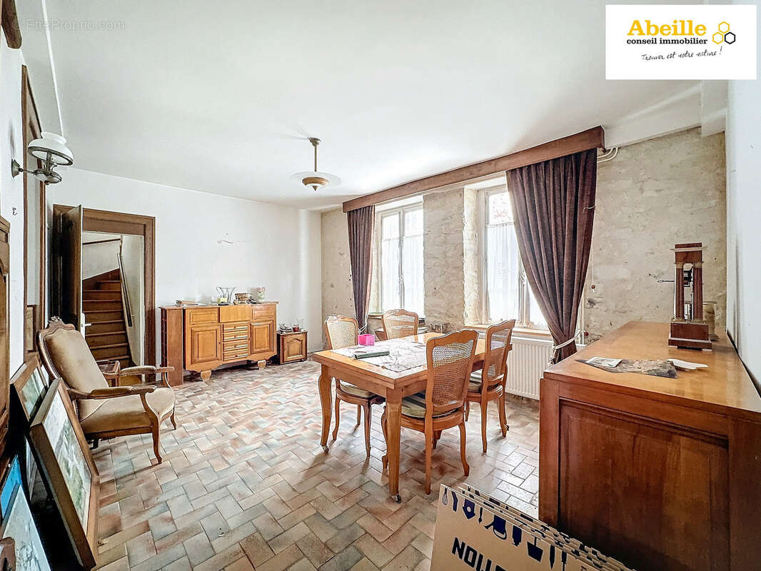 Maison ancienne de 94 m2 hab sur 156 m2 de terrain. - photo 3