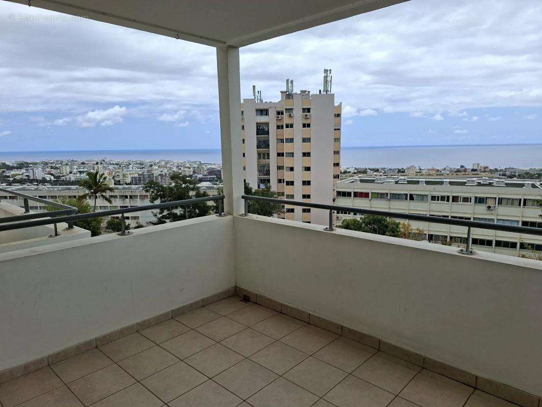 Appartement à SAINT-DENIS