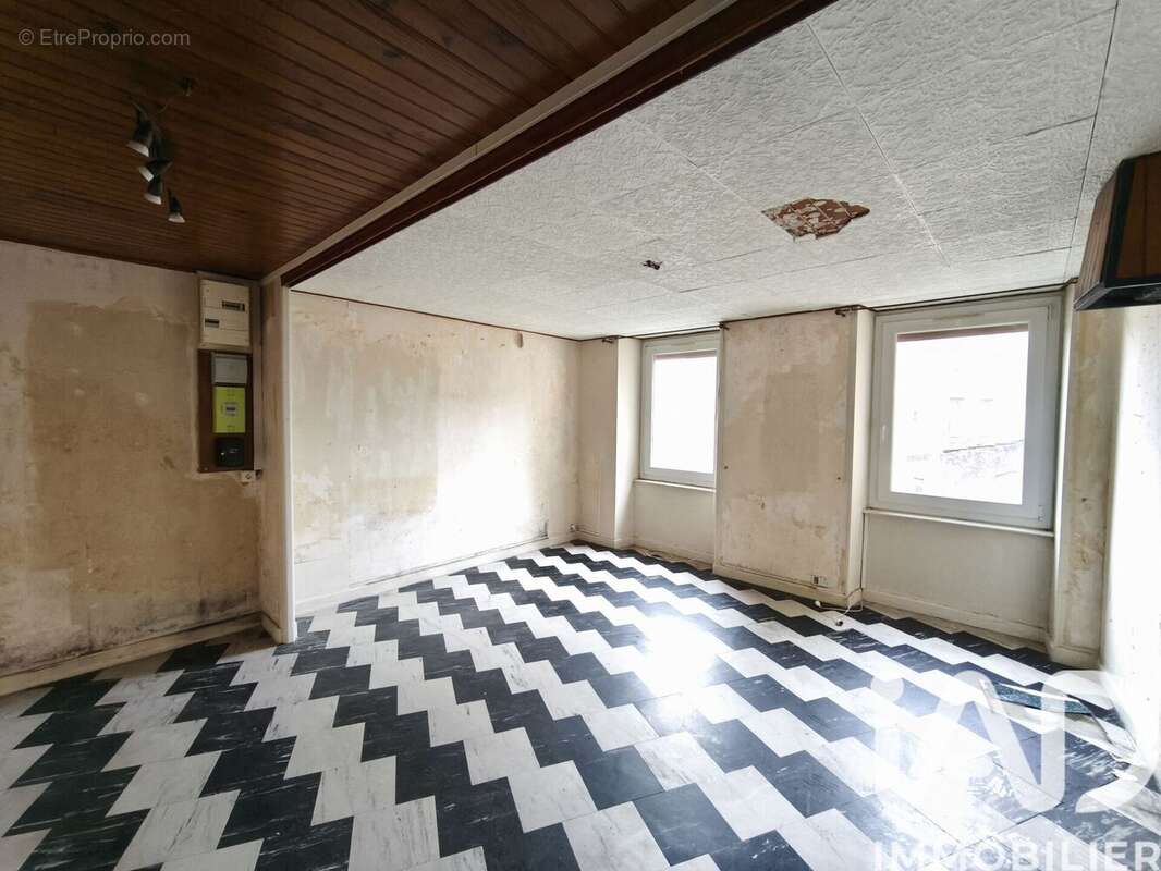 Photo 6 - Maison à VIC-LE-COMTE