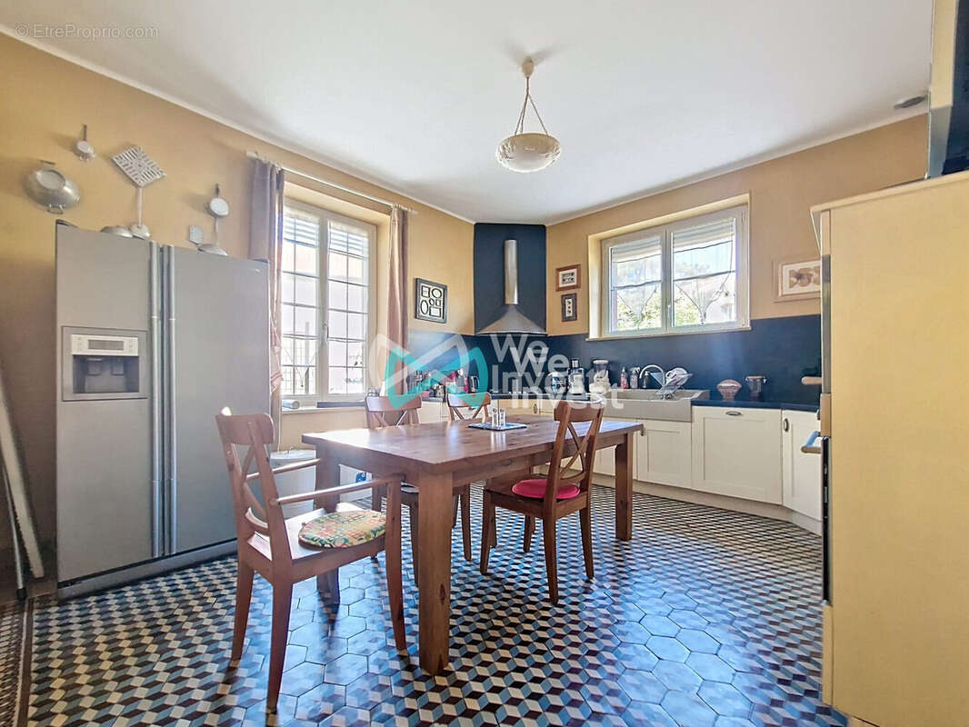 Maison à DOMEVRE-SUR-VEZOUZE