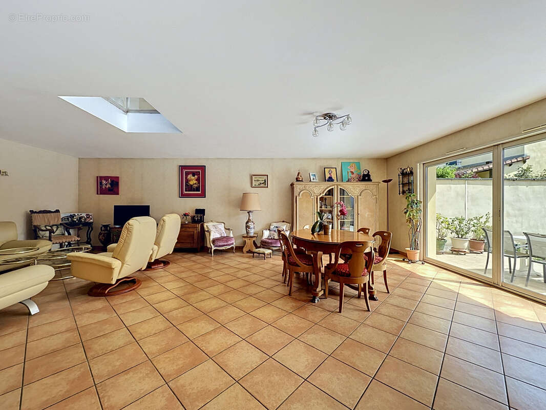 Maison à VENISSIEUX