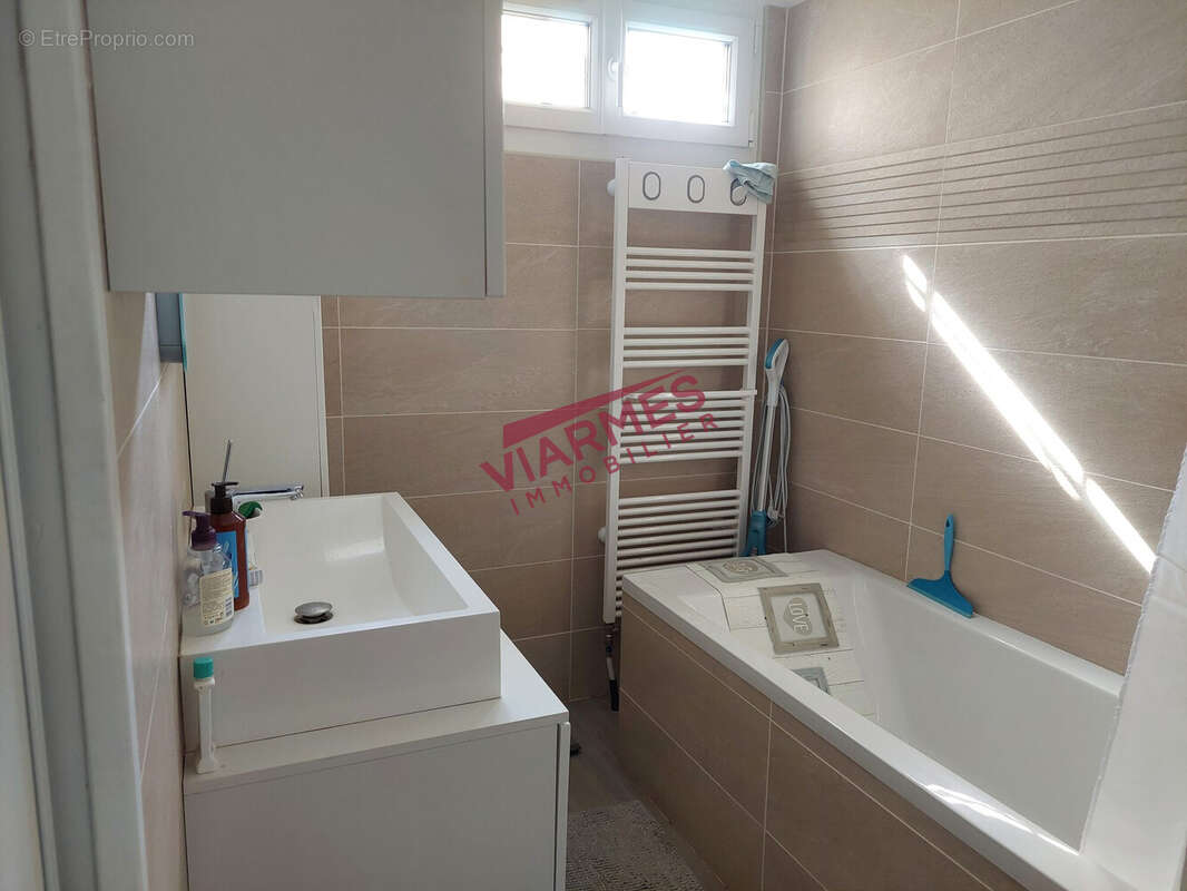 Maison à SAINT-MARTIN-DU-TERTRE