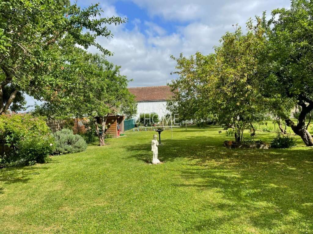 Maison à ROZAY-EN-BRIE