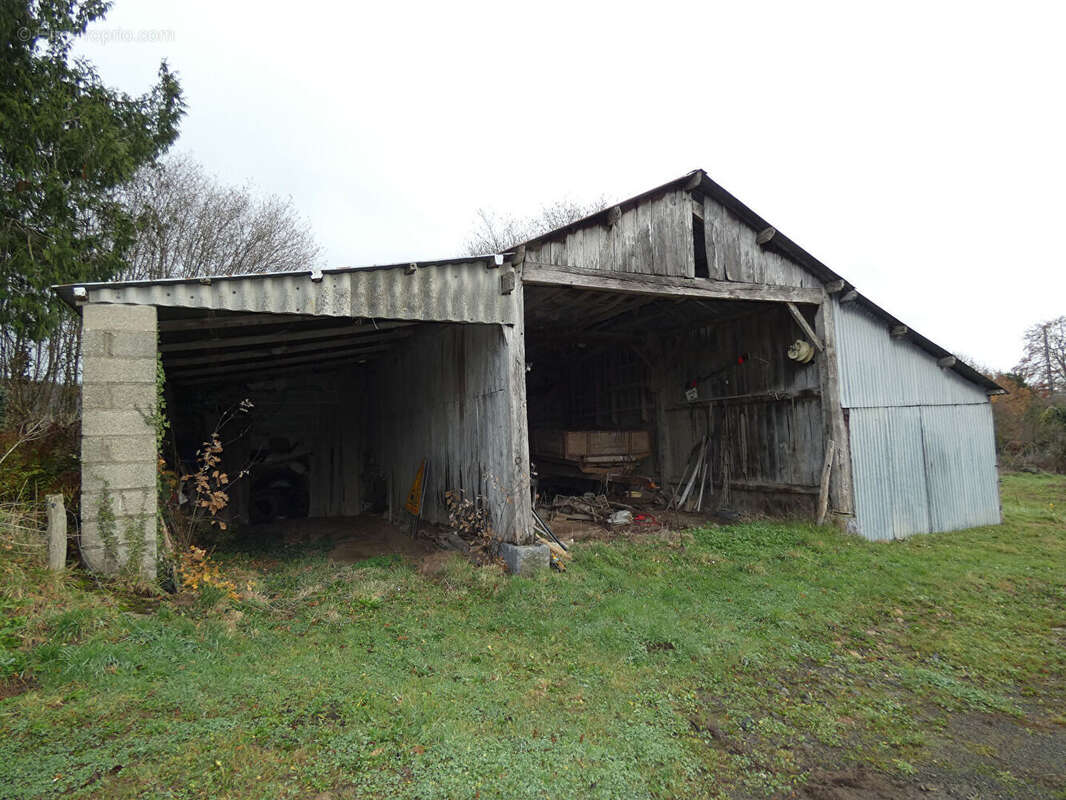 Maison à LE MESNIL-GILBERT