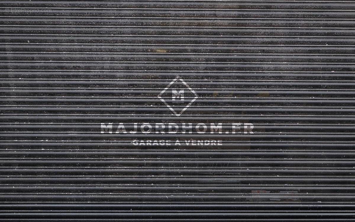 Parking à MARSEILLE-10E