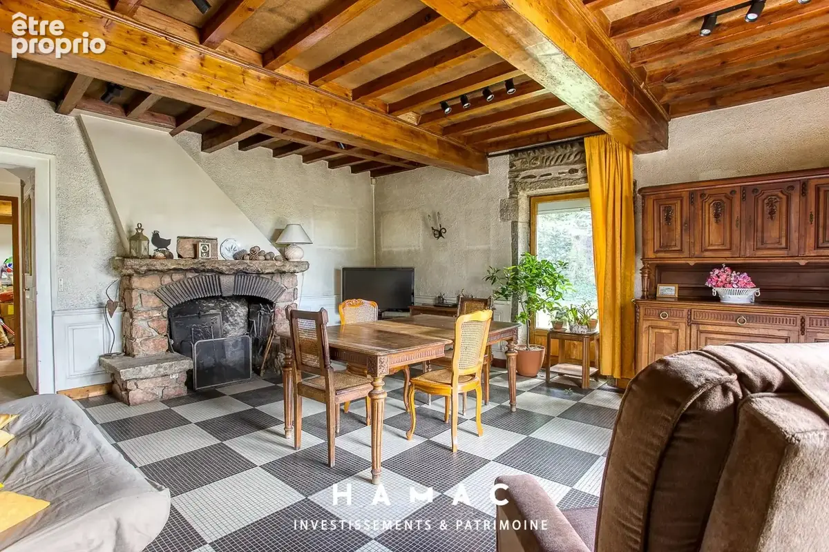 Sainte-Foy-lès-Lyon - Grande Maison à rénover - 245 m2 - 400+ m2 de potentiel - photo 2