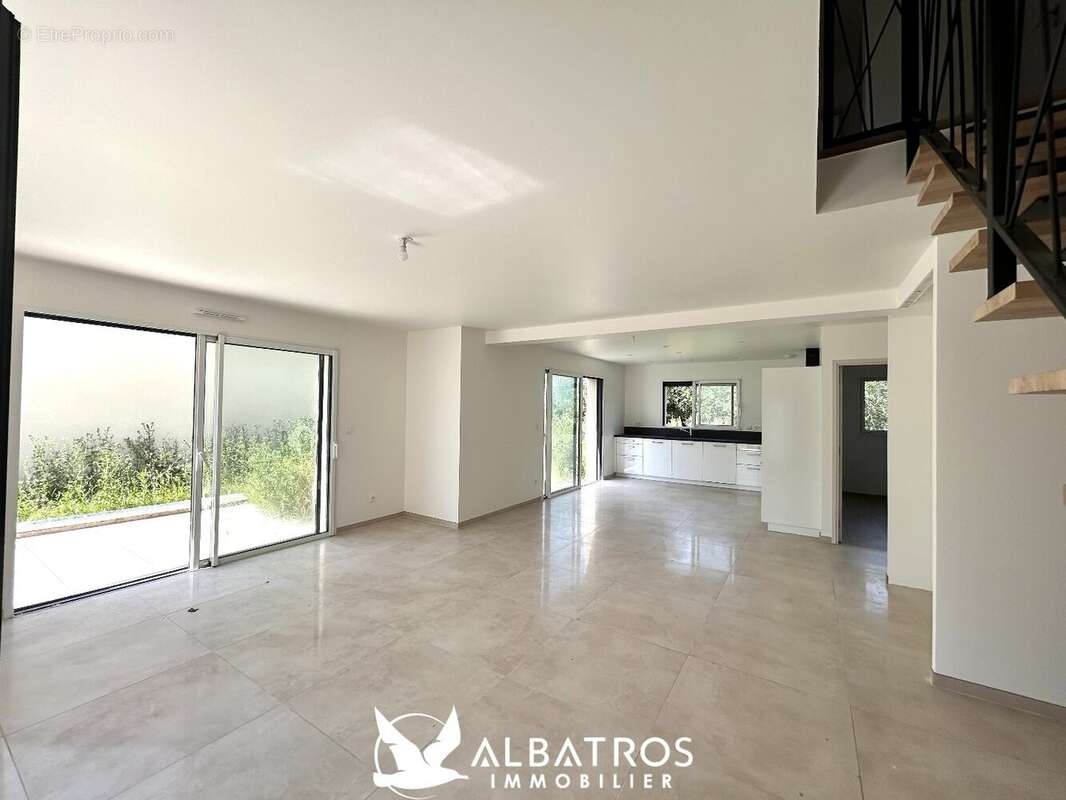 Maison à OUISTREHAM