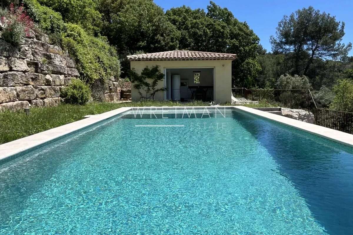 Maison à MONTAUROUX