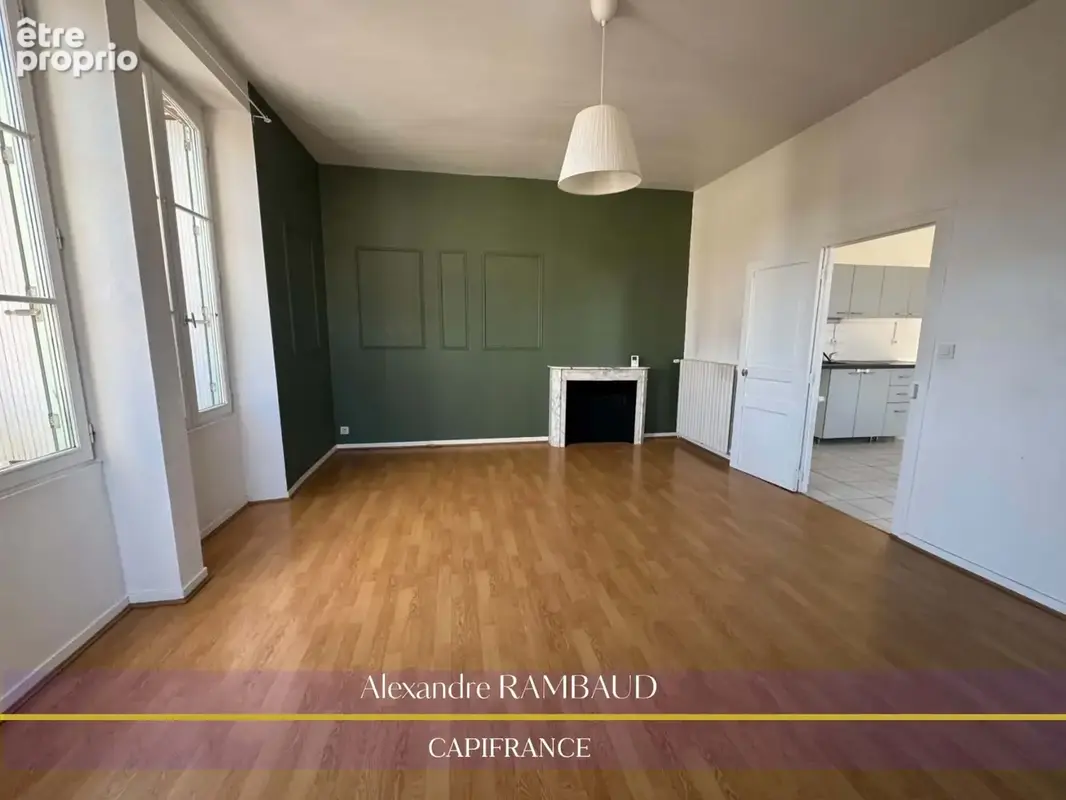 Appartement à SAINT-MEEN-LE-GRAND