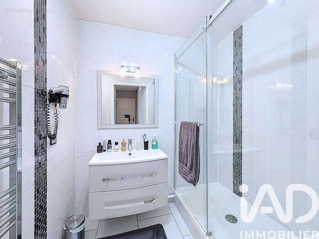 Photo 6 - Appartement à LIVRY-GARGAN