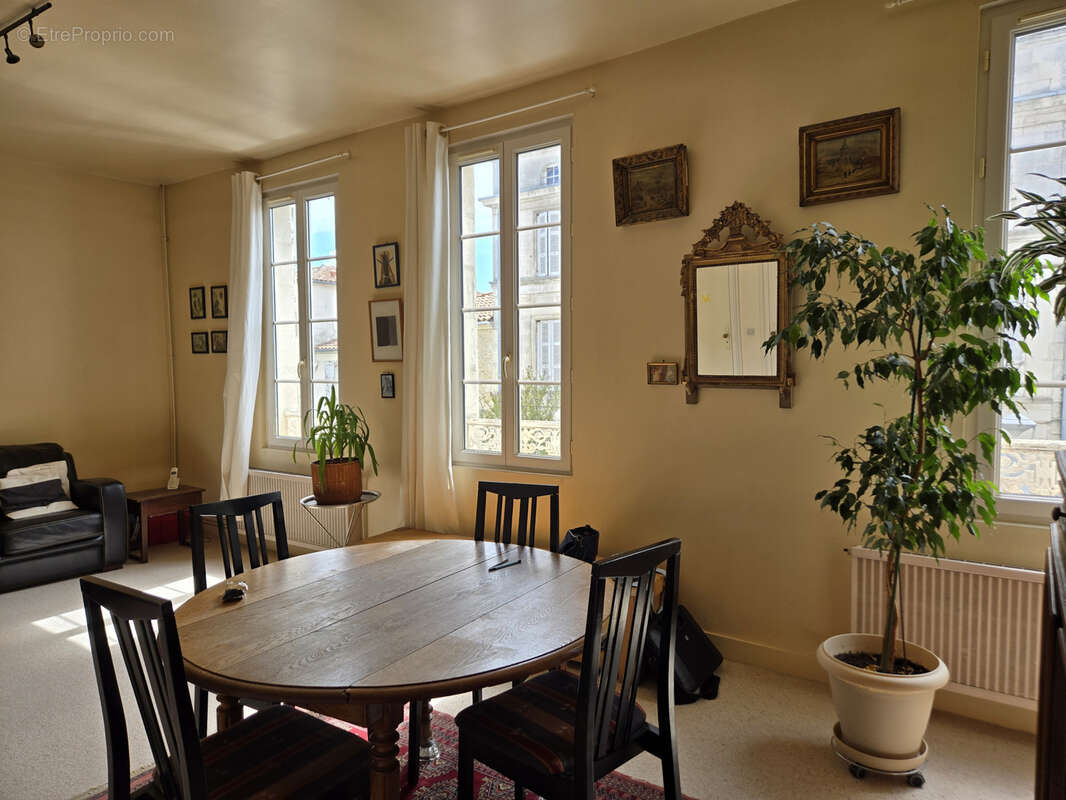 Maison à ROCHEFORT