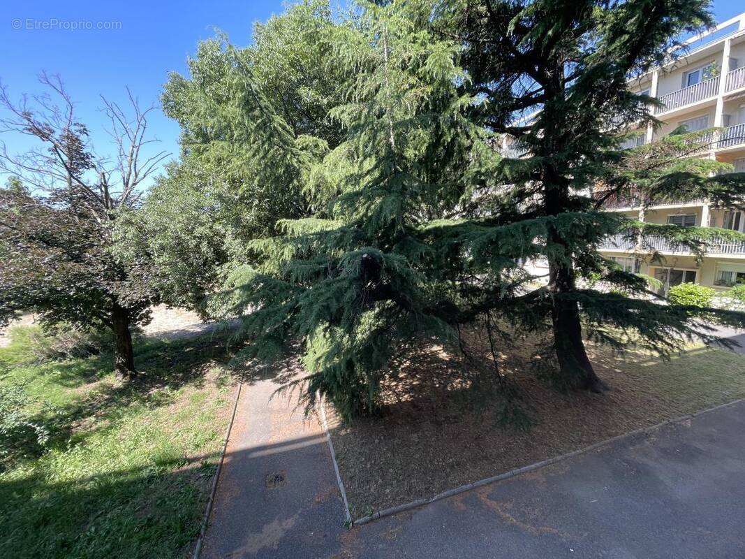 Appartement à BOURG-LES-VALENCE