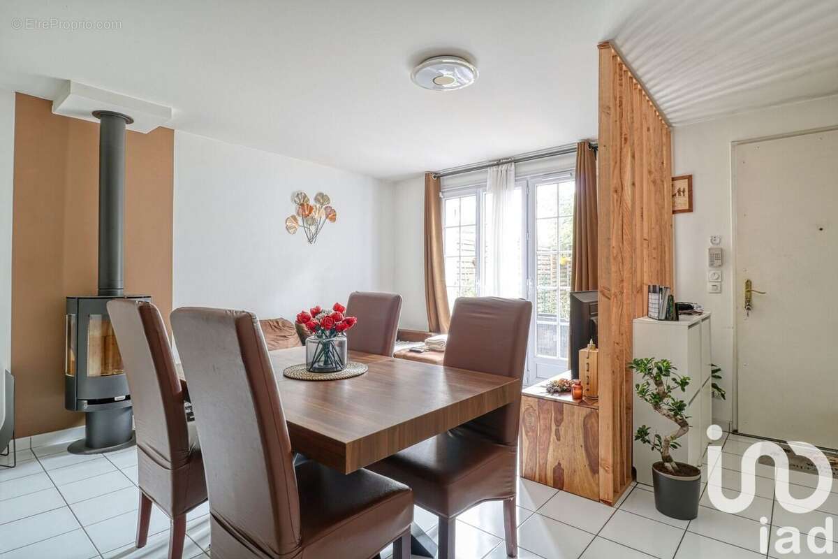 Photo 5 - Maison à OSNY