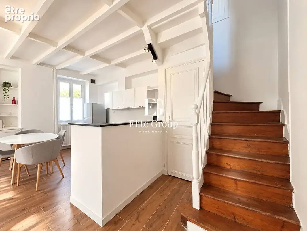 A VENDRE Maison de ville Cognac rue piétonne 3 pièces 81 m² - photo 5