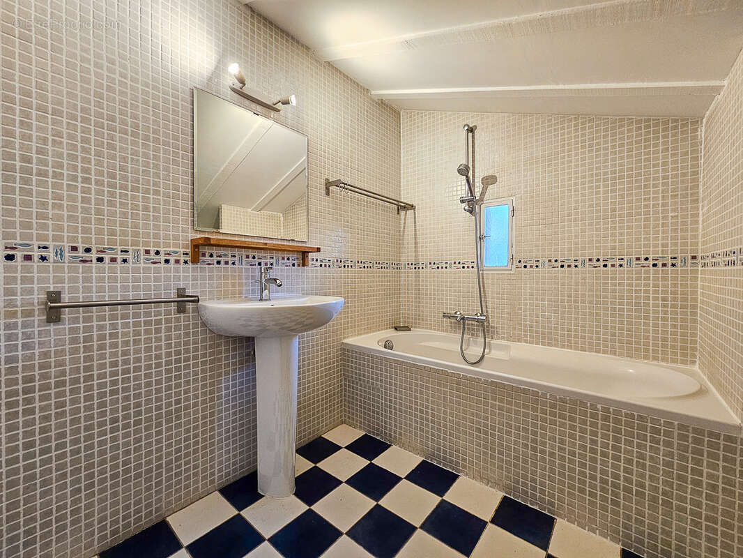 Maison à SAINT-RAPHAEL