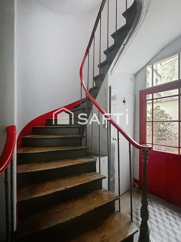 Photo 8 - Appartement à PARIS-18E