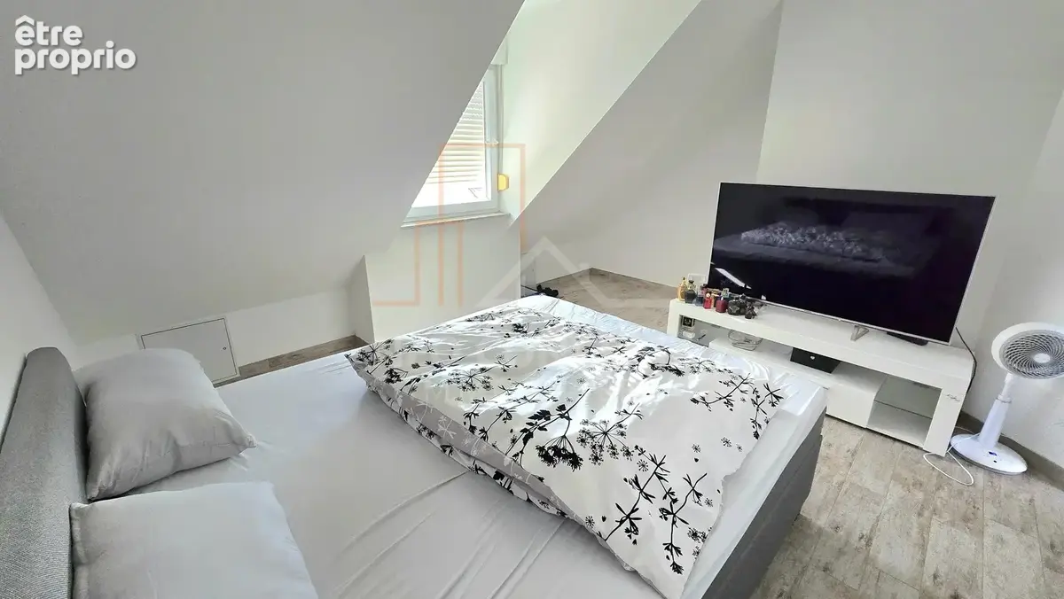 -- Très belle maison mitoyenne 5 pièces au calme -- - photo 14