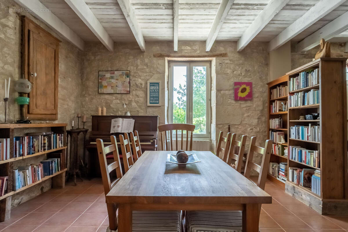 Maison à LAUZERTE