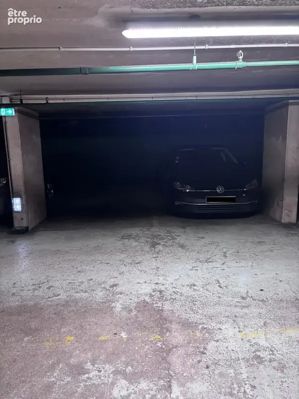 Photo Parking à Paris-3e au prix de 35 000€