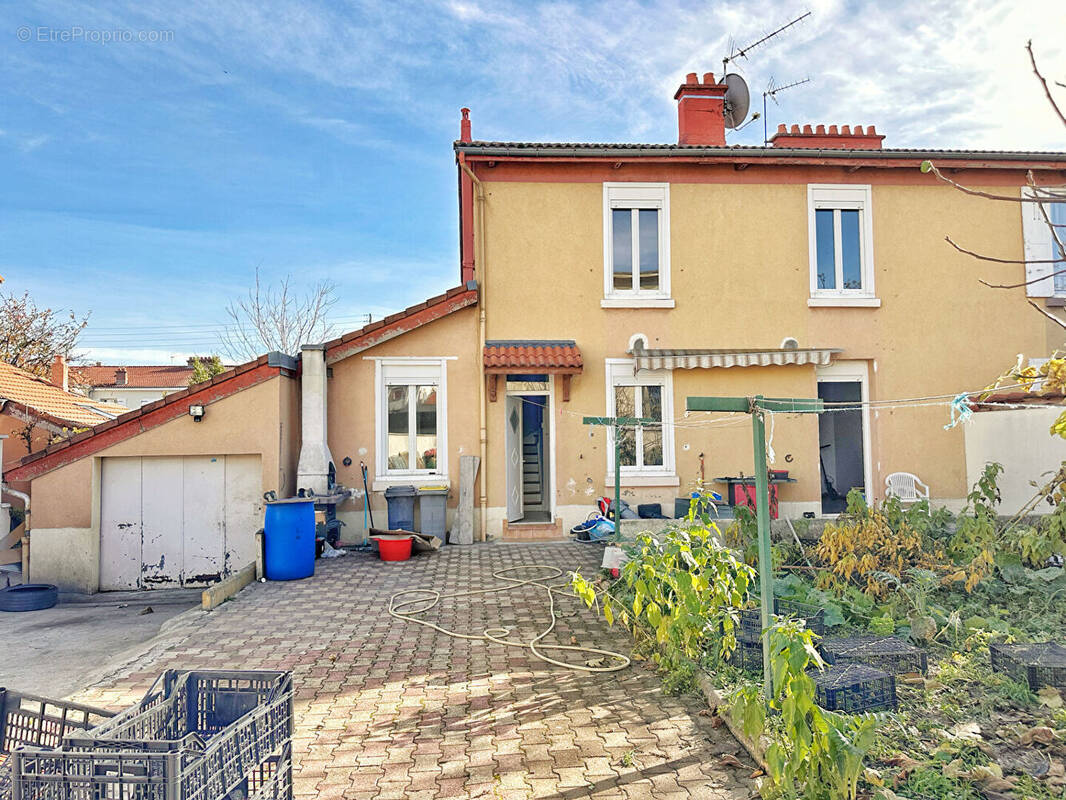 Maison à CLERMONT-FERRAND