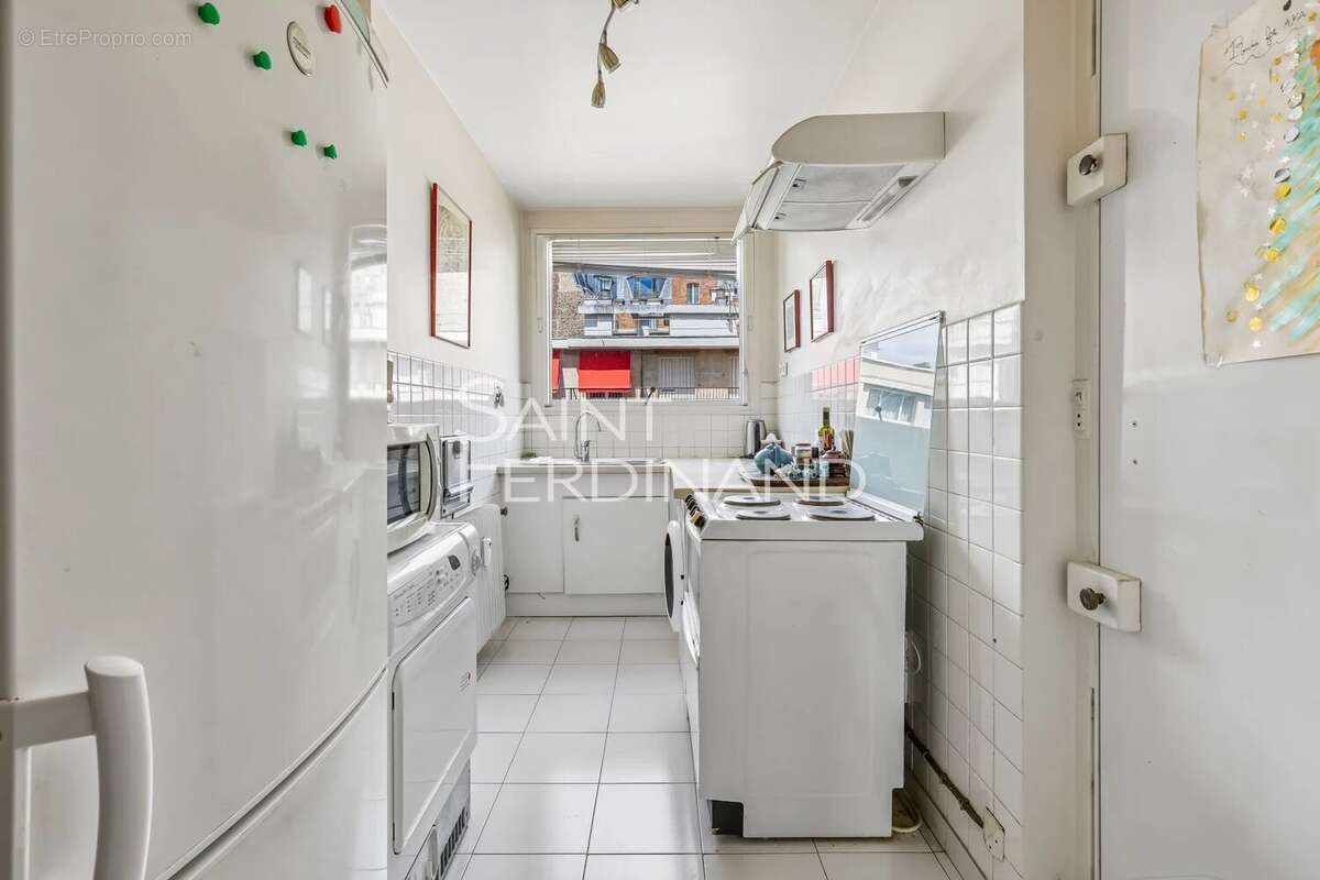 Appartement à NEUILLY-SUR-SEINE