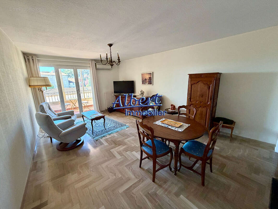 Appartement à SANARY-SUR-MER