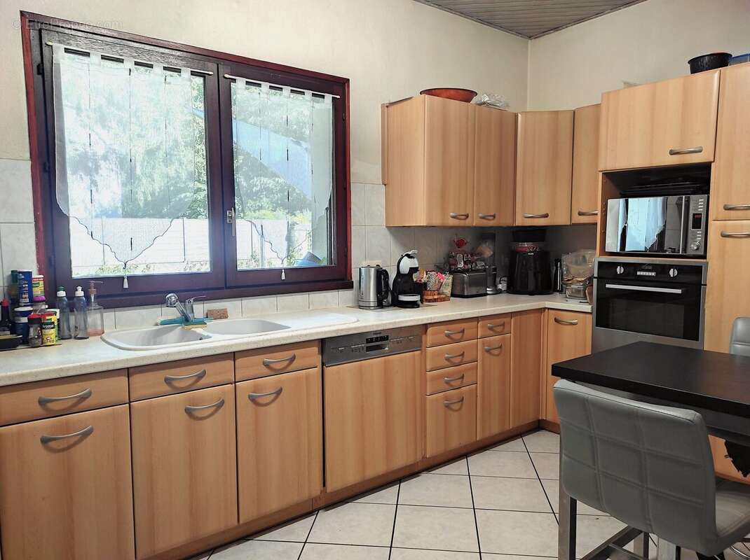 Maison à SAINT-MARTIN-D&#039;HERES