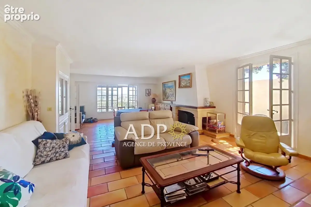Maison 5 pièces 179 m² à vendre à Mandelieu-La-Napoule (06210) - photo 5