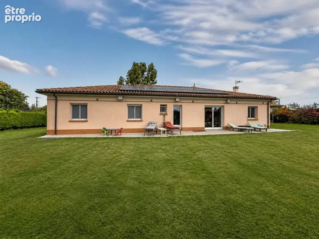 Maison de 5 pièces de 136m² à Castelsarrasin - photo 2