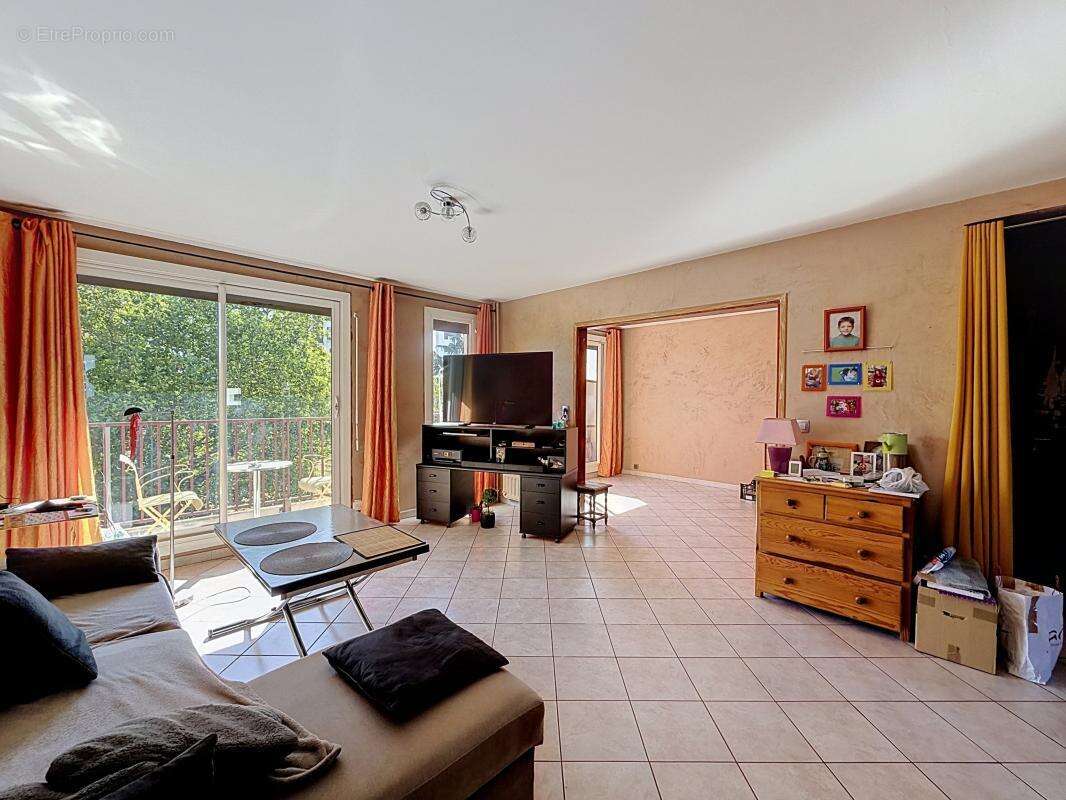 Appartement à SAINT-PRIEST