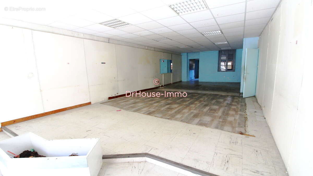 Commerce à MARSEILLE-5E