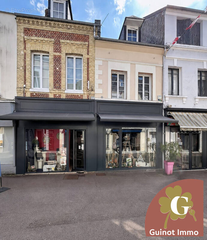 Appartement à LILLEBONNE