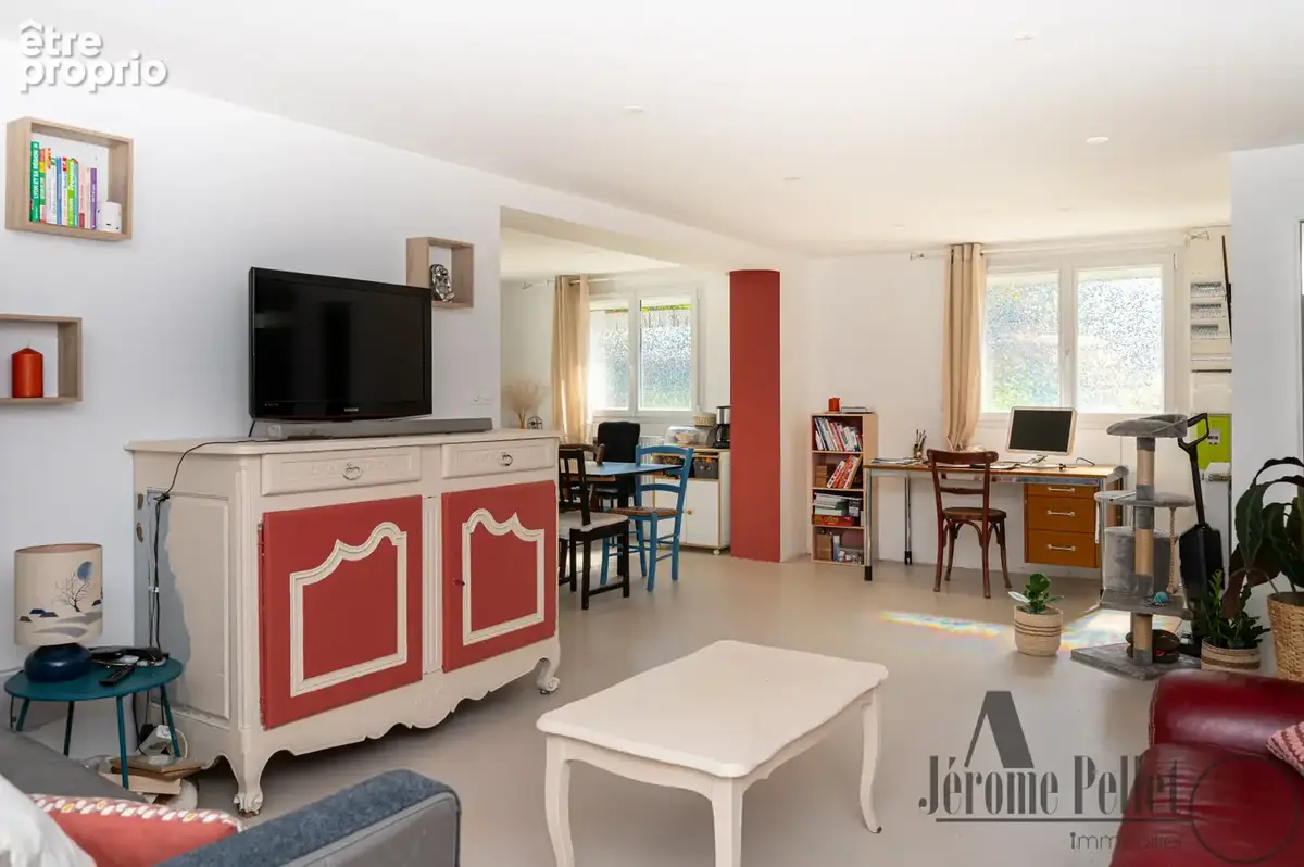 Appartement esprit maison entièrement rénové avec jardin exceptionnel de 400 m2 - Hauteurs de Chasse-Sur-Rhône - photo 4