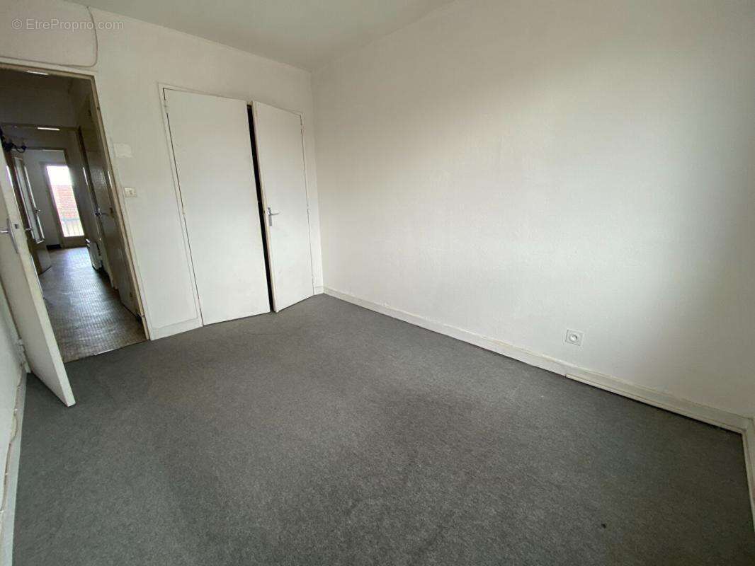 Appartement à LE COTEAU